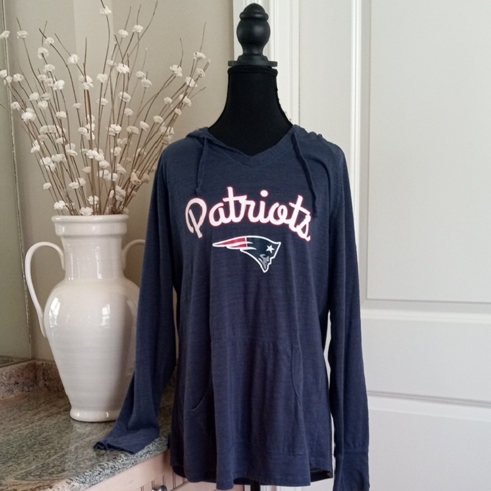 NFL Patriots Navy Blue Hooded Long Sleeve Shirt. Women's Size 1 /Large
